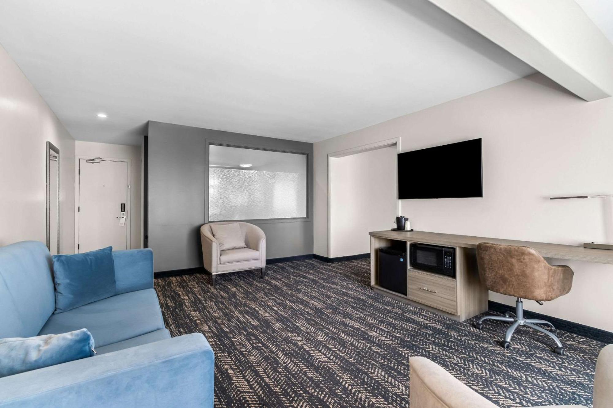 Hourglass Hotel, Ascend Hotel Collection Бейкерсфилд Экстерьер фото